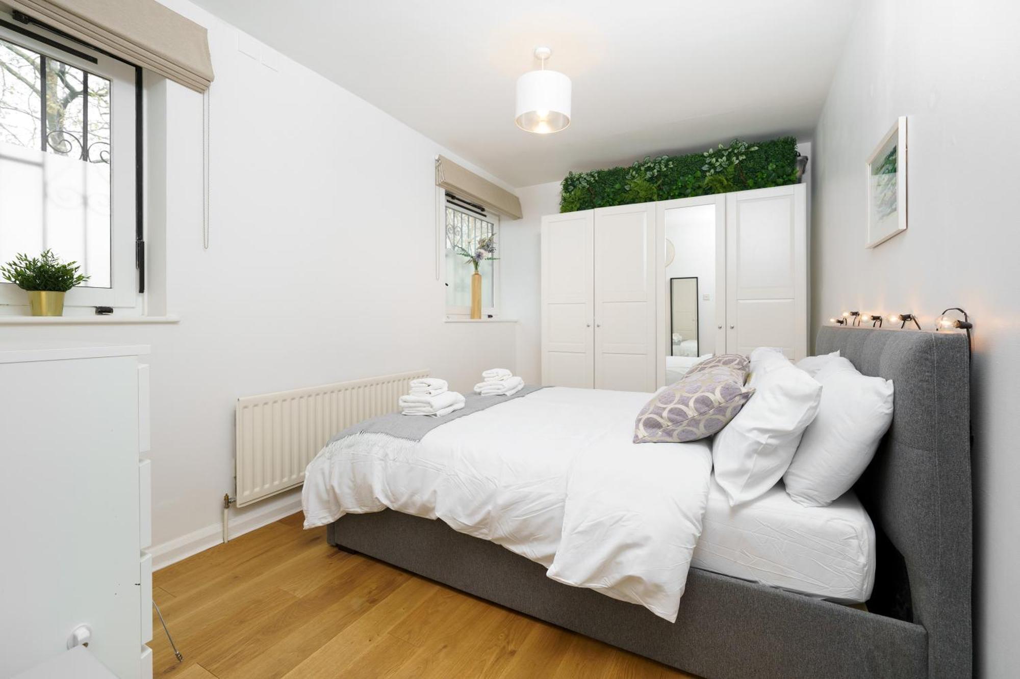 Lovely Apartment In Victoria Park Village 伦敦 外观 照片